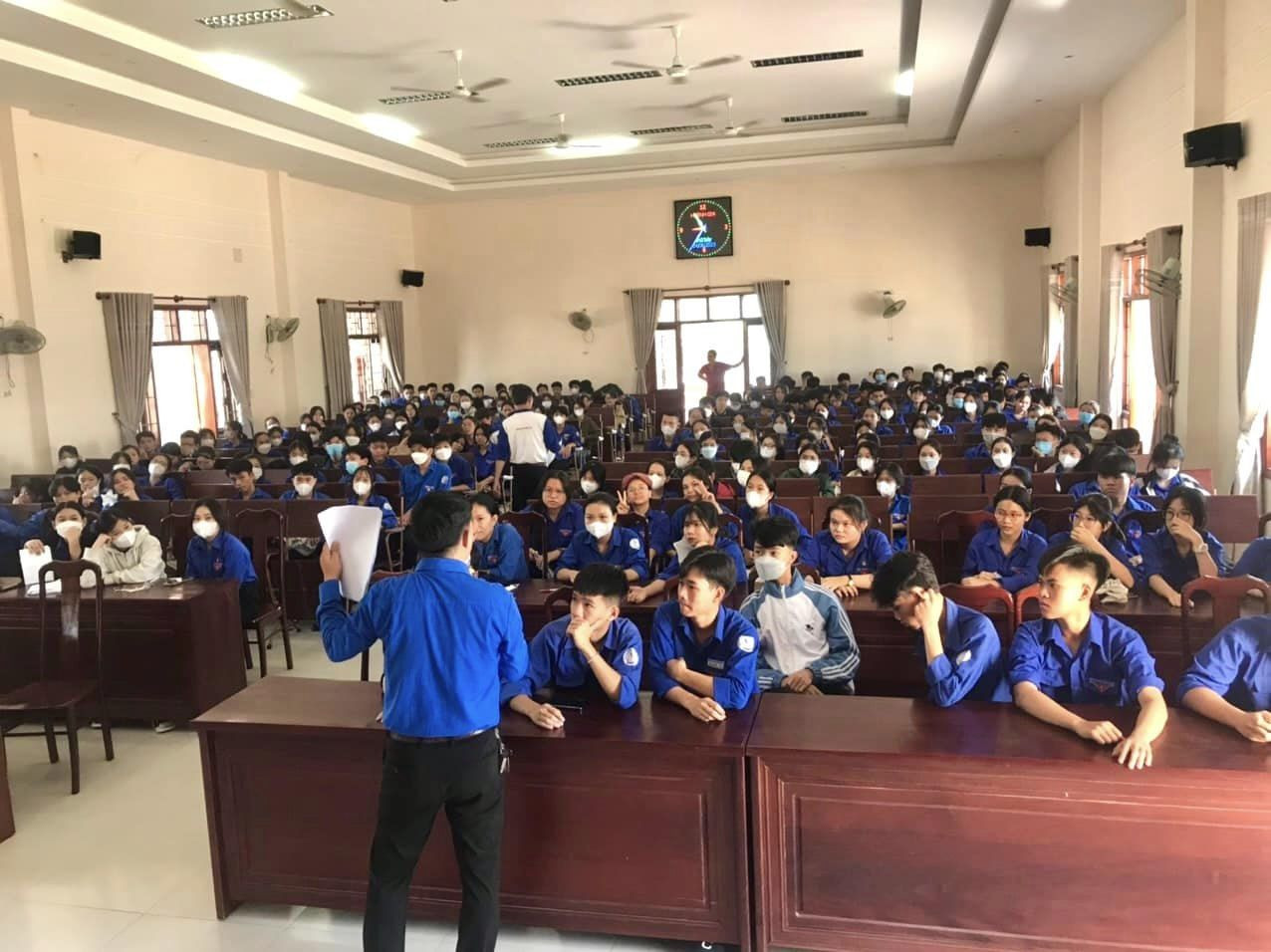 Huyện Tuy Phước, tổ chức hội thảo chia sẻ kinh nghiệm khởi nghiệp và sáng tạo thành công.