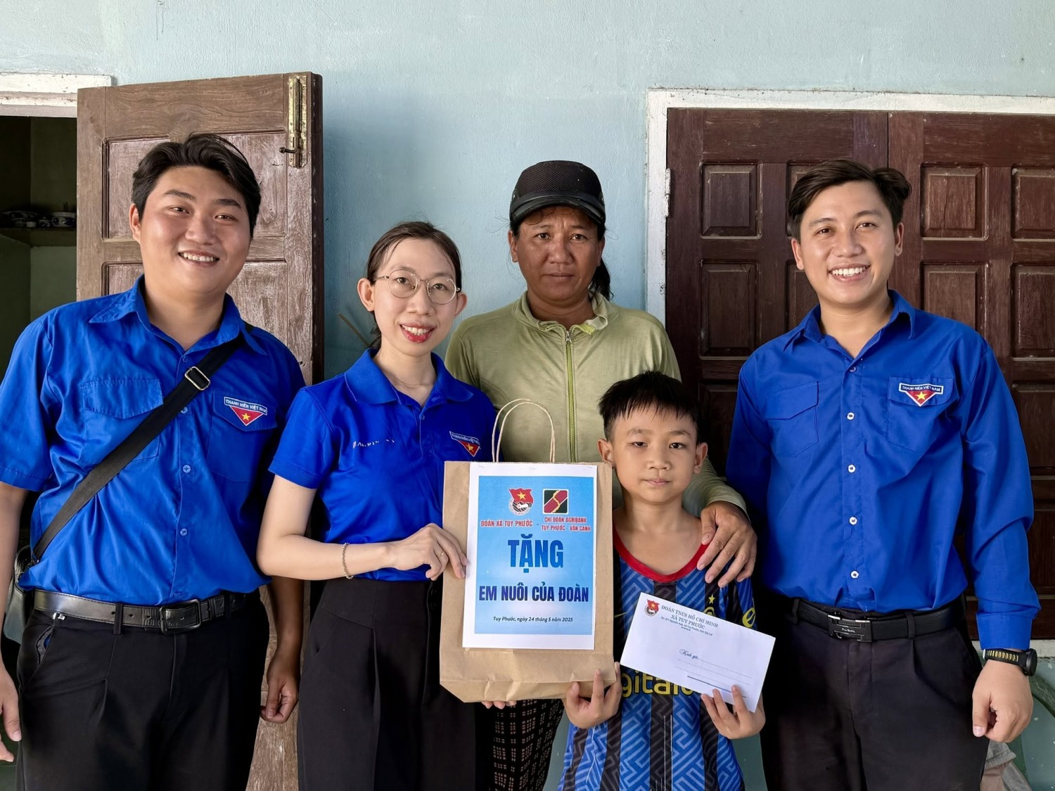 ĐOÀN XÃ TUY PHƯỚC: TIẾP TỤC HÀNH TRÌNH “EM NUÔI CỦA ĐOÀN”